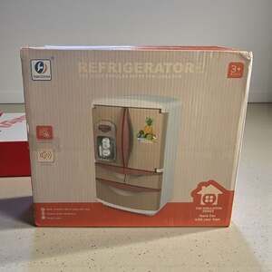 Kids Refrigerator Playset - Cream and Red